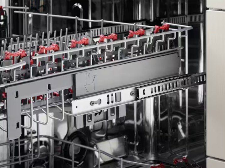 картинка Посудомоечная машина Aeg FSK93718P 