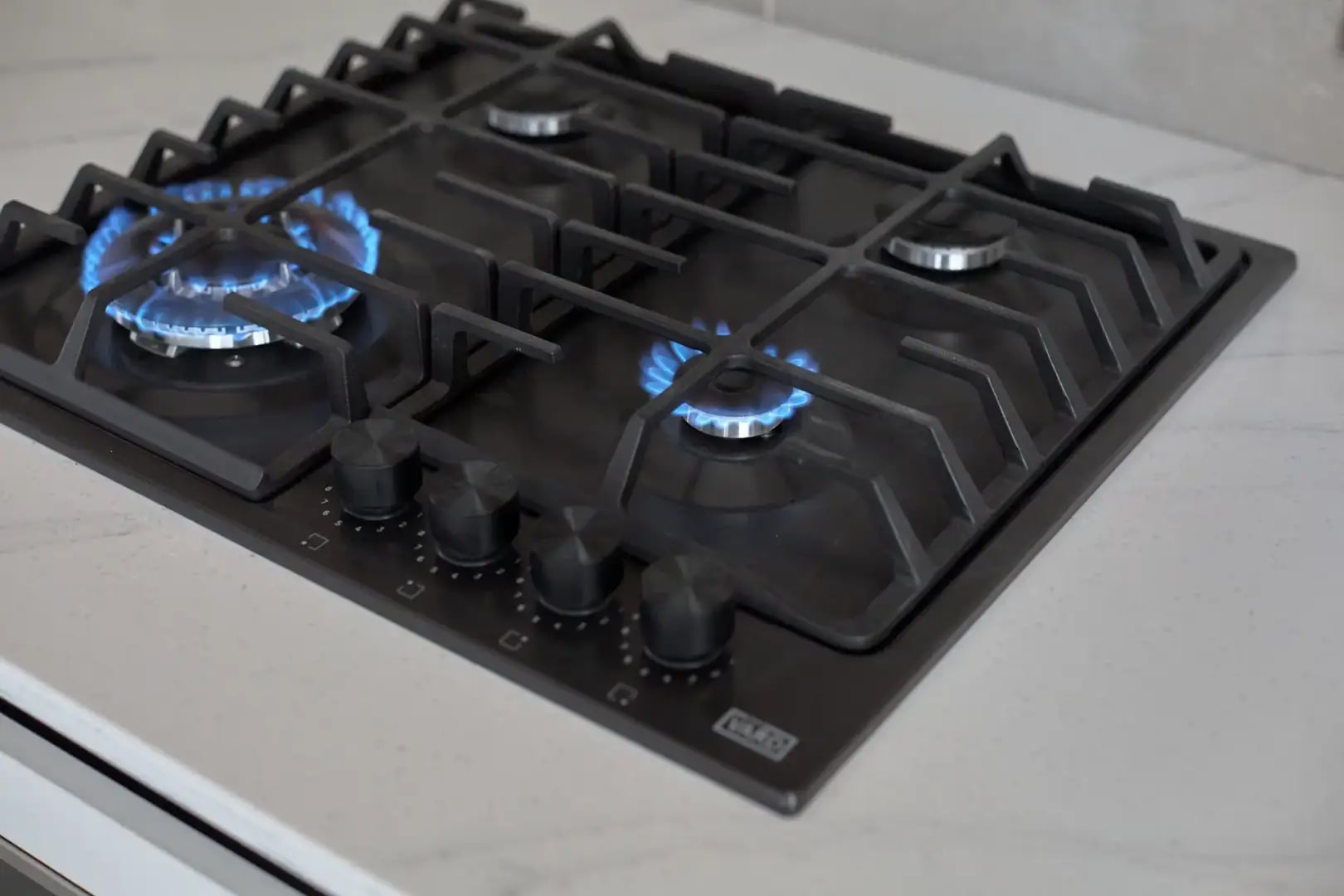 картинка Газовая варочная панель Vard VHGS6434K 