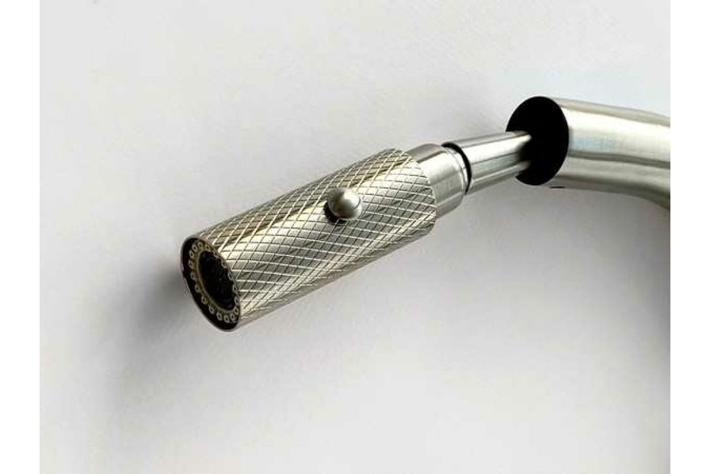 картинка Смеситель с выдвижной лейкой LONGRAN TECHNO STEEL LM2183 SТ 