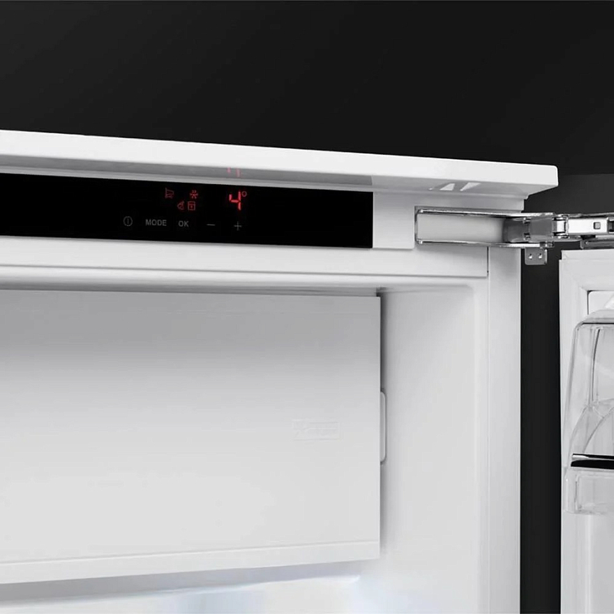 картинка Встраиваемый холодильник Smeg S8C124DE 