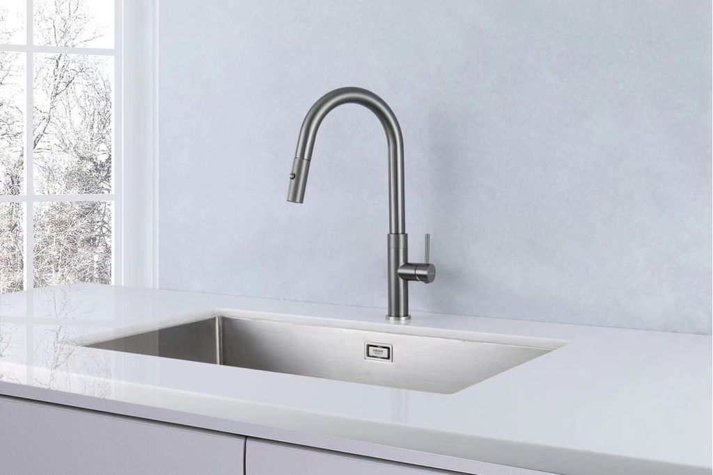 картинка Смеситель с выдвижной лейкой LONGRAN TECHNO GUNGREY LM2183 GG 