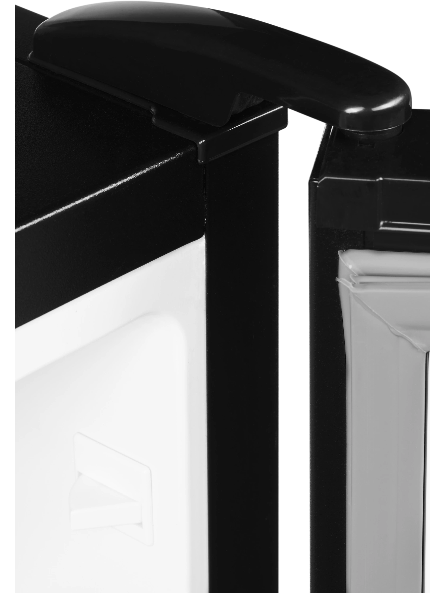 картинка Отдельностоящий холодильник Nord NRB 134 B 