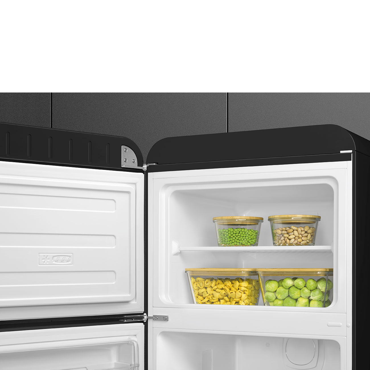 картинка Отдельностоящий холодильник Smeg FAB30LBL5  картинка Отдельностоящий холодильник Smeg FAB30LBL5