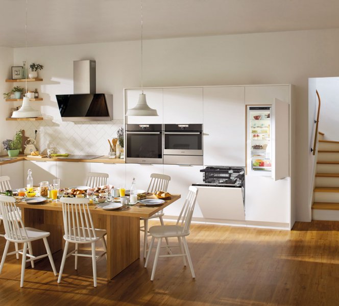 картинка Холодильник Gorenje NRKI4182A1 двухкамерный белый 