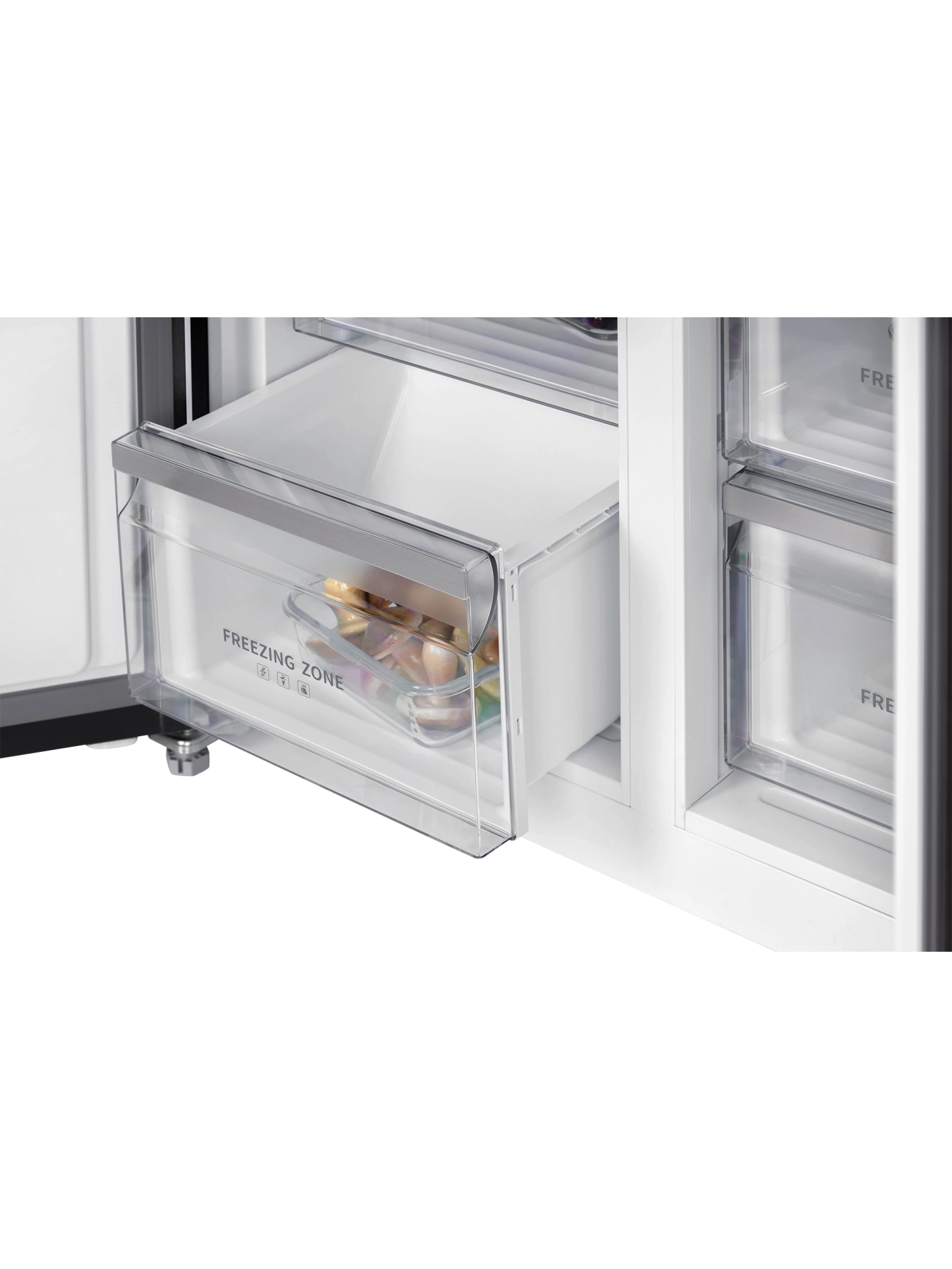 картинка Полувстраиваемый холодильник Hiberg RFQ-600DX NFYM INVERTER бежевый 