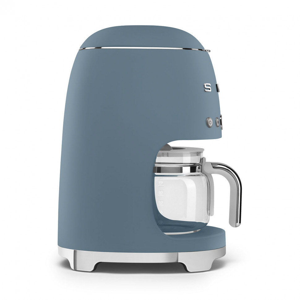 картинка Кофеварка Smeg DCF02SBMEU синий шторм матовый 