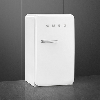 картинка Отдельностоящий холодильник Smeg FAB10RWH5 