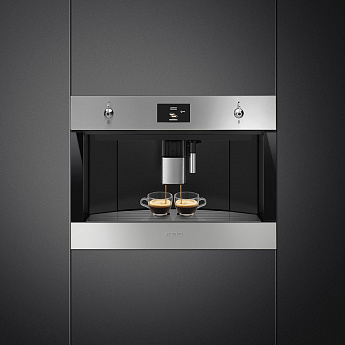 картинка Кофемашина Smeg CMS4303XRU 