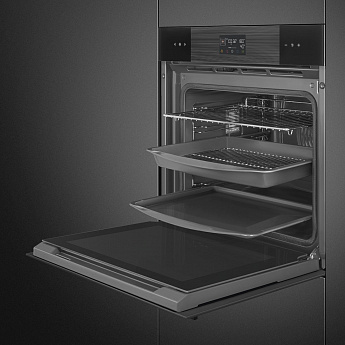 картинка Электрический духовой шкаф с функцией пара Smeg SOP6102S2PB3 стекло Deep Black 