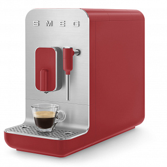 картинка Кофемашина Smeg BCC02RDMEU красный матовый 