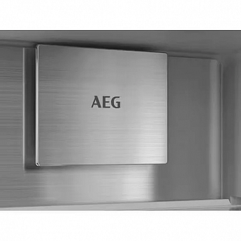 картинка Встраиваемый холодильник Aeg TC9VS181BC 