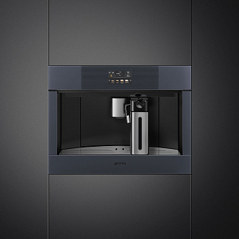 картинка Кофемашина Smeg CMS4104GRU 