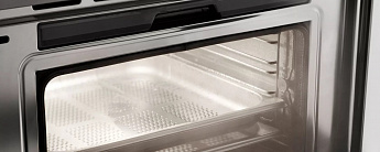 картинка Электрический духовой шкаф с функцией пара Bertazzoni F457HERVTNE чёрный 