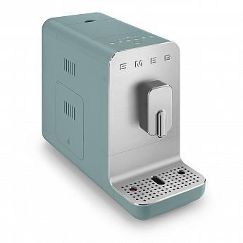 картинка Кофемашина Smeg BCC13EGMEU 
