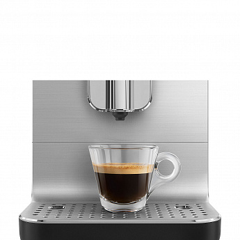 картинка Кофемашина Smeg BCC13BLMEU 