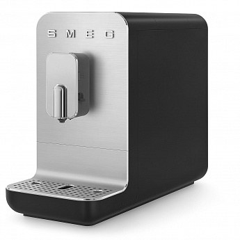 картинка Кофемашина Smeg BCC13BLMEU 