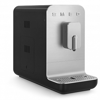 картинка Кофемашина Smeg BCC13BLMEU 