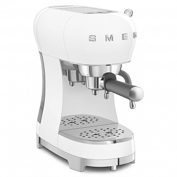 картинка Кофеварка Smeg ECF02WHEU 
