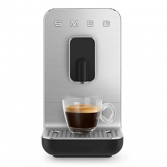 картинка Кофемашина Smeg BCC11BLMEU 