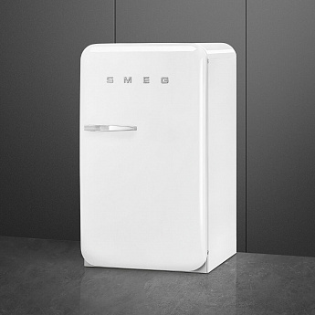 картинка Отдельностоящий холодильник Smeg FAB10RWH5 
